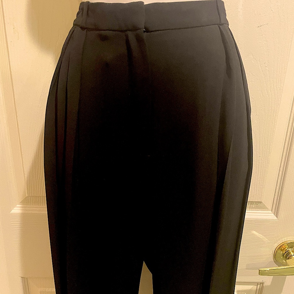 Chic Black front pleated pants with Timeless Appeal